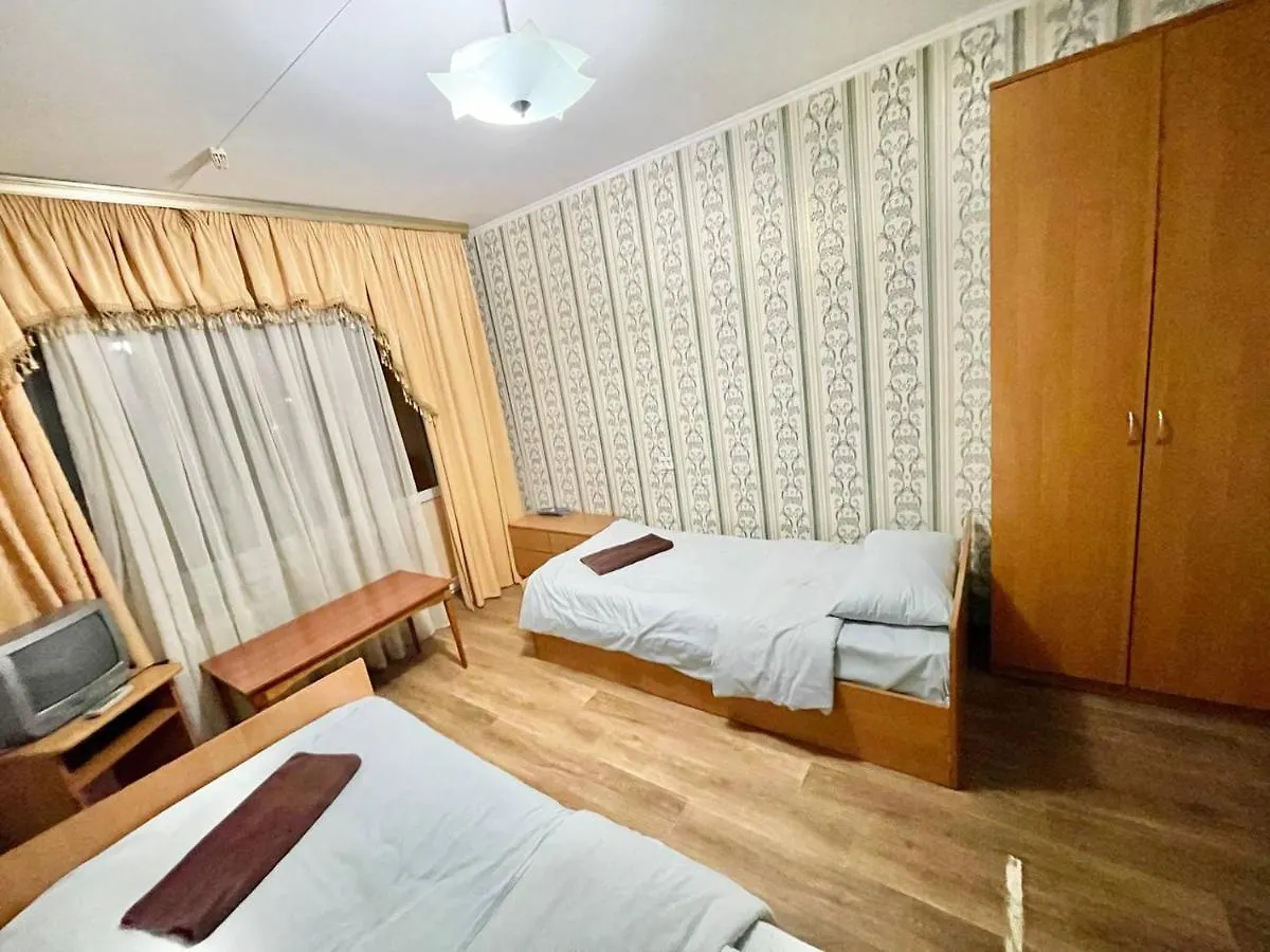 Hotel Готель Сатурн